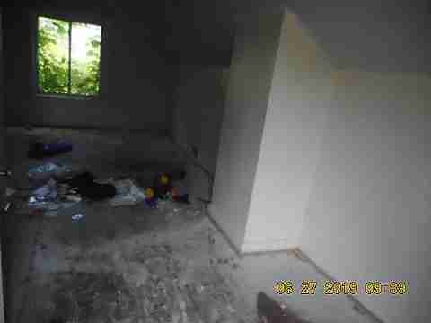 8523 Strathmoor (30)_m.jpg